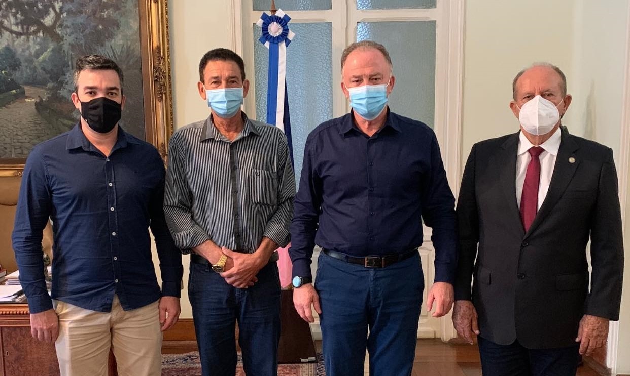 Luiz Durão intercede por melhorias para Rio Bananal e Governador Lindenberg