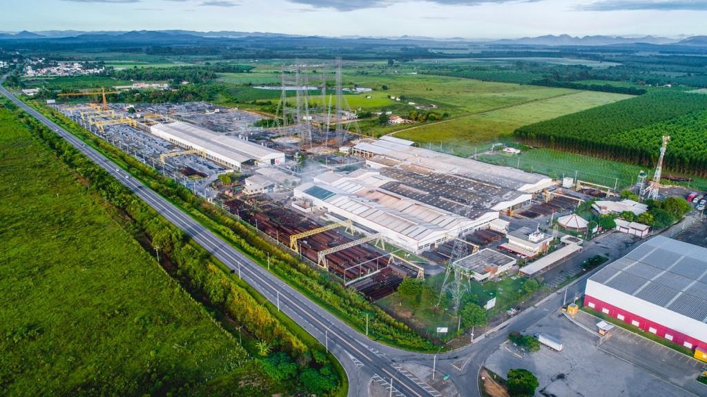 Linhares atrai indústrias para gerar mais de 20 mil postos de trabalho