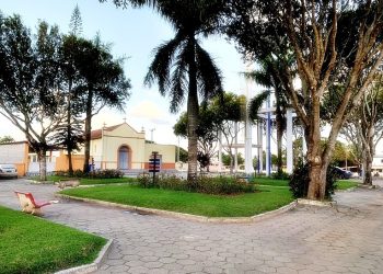 BANCO COMUNITÁRIO MONSARÁS É INAUGURADO EM POVOAÇÃO (ES)