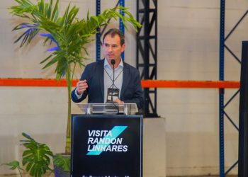 Prefeito e vice-governador participam do anúncio de expansão das operações do centro de distribuição da Randon de Linhares
