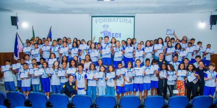 Prefeitura de Linhares inicia Formaturas do Preci para alunos da rede municipal de ensino