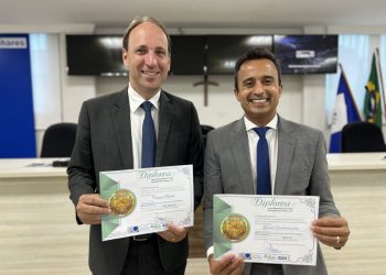 Lucas Scaramussa e Franco Fiorot são diplomados pela Justiça Eleitoral