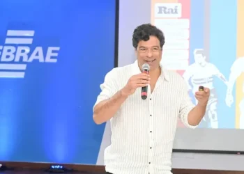 Ex-jogador Raí participa de evento do Sebrae/ES sobre acesso responsável ao crédito