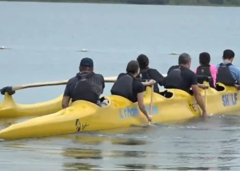 Canoagem ganha espaço nas lagoas e une esporte e natureza em Linhares